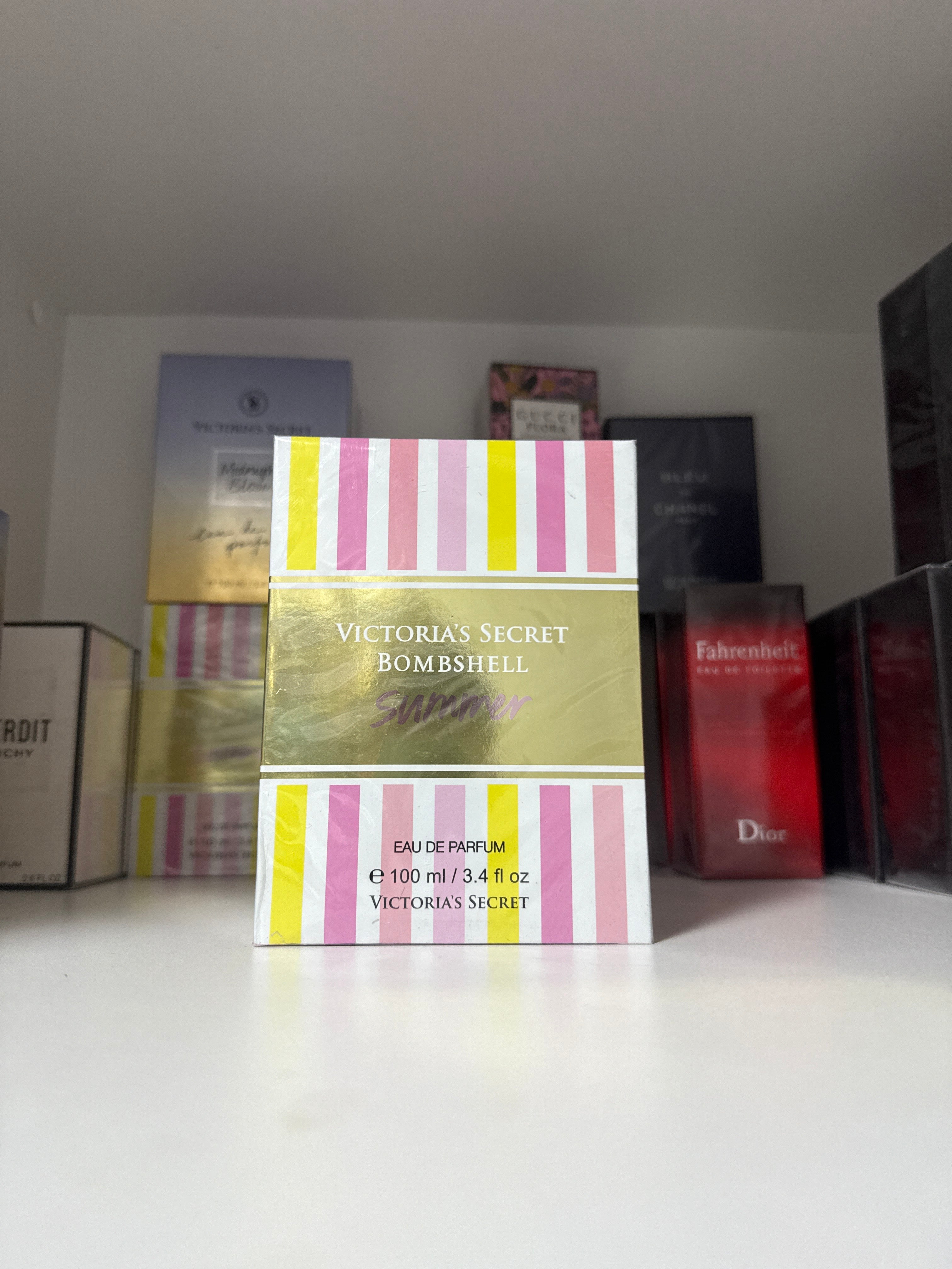 Victoria’s Secret bombshell